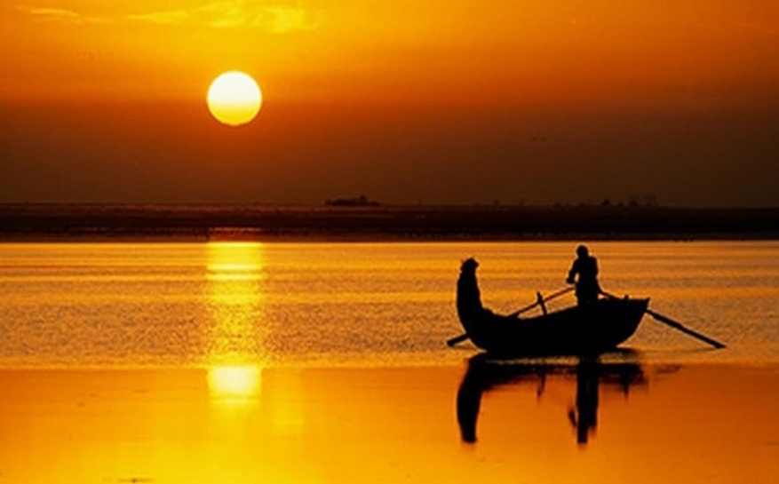 Phật dạy: Ngẩng đầu cần ý chí, cúi đầu cần dũng khí