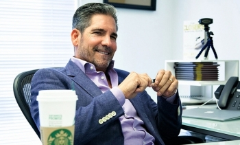 Học cách làm giàu từ triệu phú tự thân Grant Cardone