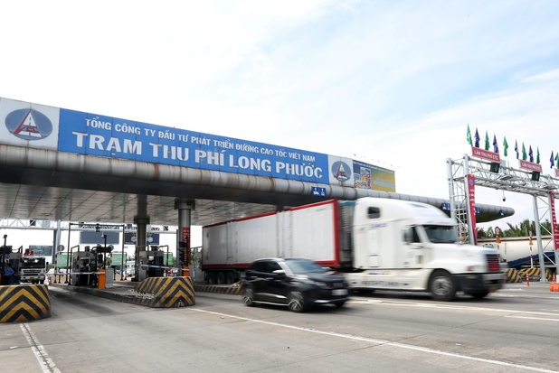 "Phạt nguội" xe vi phạm quy định thu phí không dừng