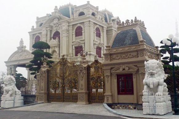 Thưa các đại gia và các doanh nhân!