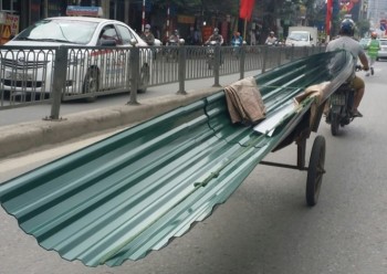 Thêm một nạn nhân tử vong do tôn cứa cổ