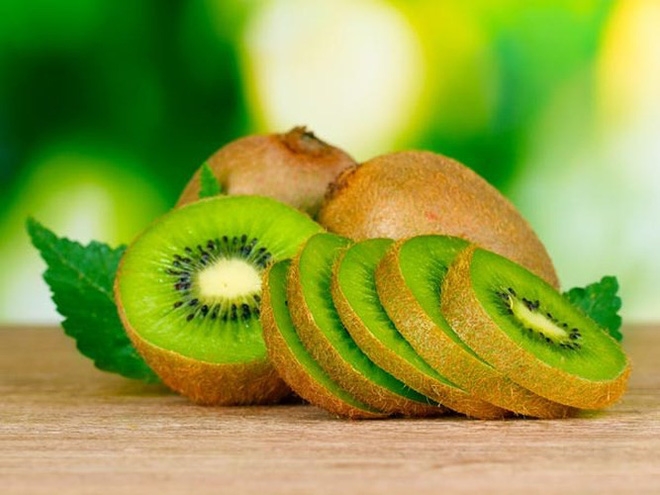 Vì sao nên ăn quả kiwi?