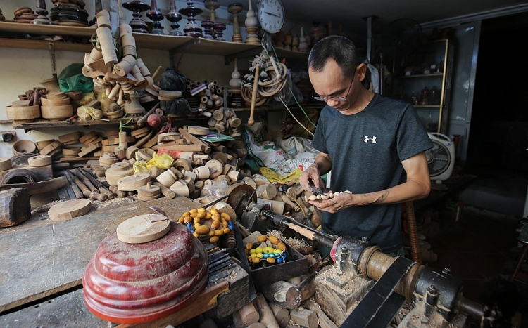 Ghé thăm cửa hàng tiện gỗ còn sót lại trong khu phố cổ Hà Nội