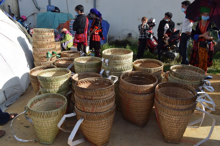 Nét đẹp chợ phiên thị trấn Tủa Chùa, Điện Biên