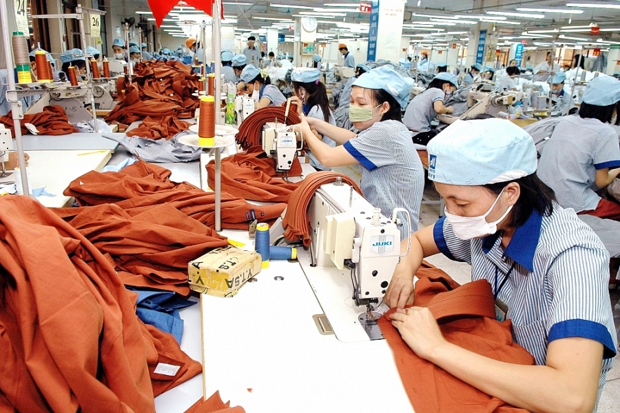 Với kịch bản tốt nhất, năm nay xuất khẩu dệt may chỉ có thể đạt khoảng 32-33 tỷ USD. Ảnh minh họa