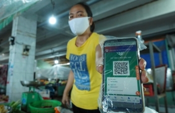 Đề nghị chỉ tiêm từ 1 mũi vắc xin là đủ điều kiện có "thẻ xanh Covid"