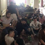 Tin Bộ Ngoại giao: Hỗ trợ công dân Việt Nam tại Campuchia về nước trong thời gian sớm nhất