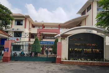 TP HCM: Đình chỉ thầy giáo tát, đá học trò