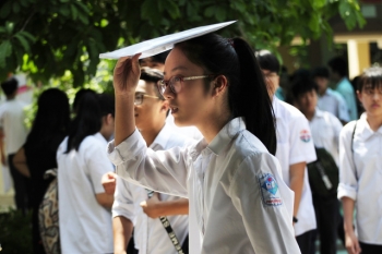 Thi vào lớp 10 Hà Nội: Phương án 4 môn là hợp lý