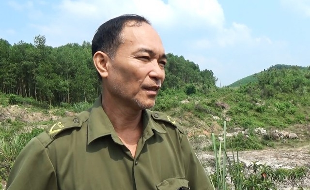 thu phu da do quy chau nhung vien da mang mau mau