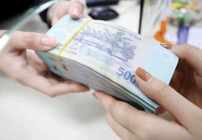 siet van tin dung bat dong san lo nguoi mua nha chiu thiet
