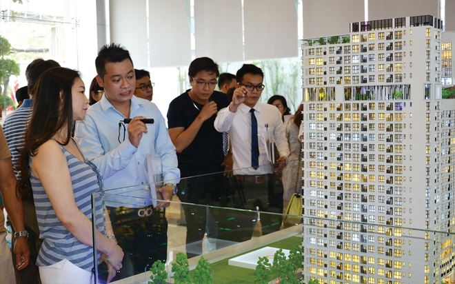siet van tin dung bat dong san lo nguoi mua nha chiu thiet