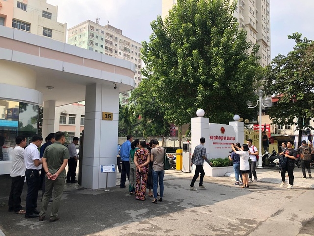 roi tu tang 8 thu truong bo gddt le hai an tu vong