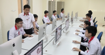 Học sinh học nghề và văn hóa ở hai nơi: Dễ xung đột, chồng chéo?