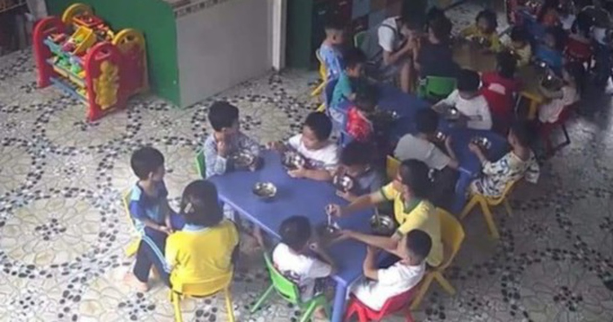Tạm đình chỉ cô giáo mầm non "cắn tay, đá chân" học trò