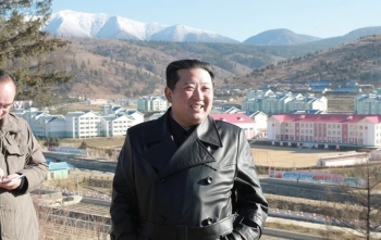 Ông Kim Jong-un tái xuất sau thời gian vắng bóng "bí ẩn"
