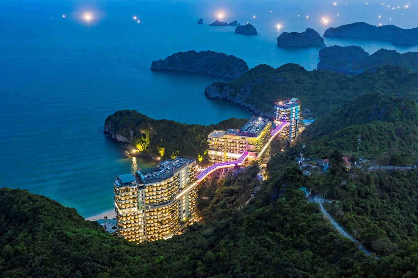 “Đất nước nhìn từ biển” - Lan tỏa tình yêu biển đảo quê hương “Đất nước nhìn từ biển” - Lan tỏa tình yêu biển đảo quê hương