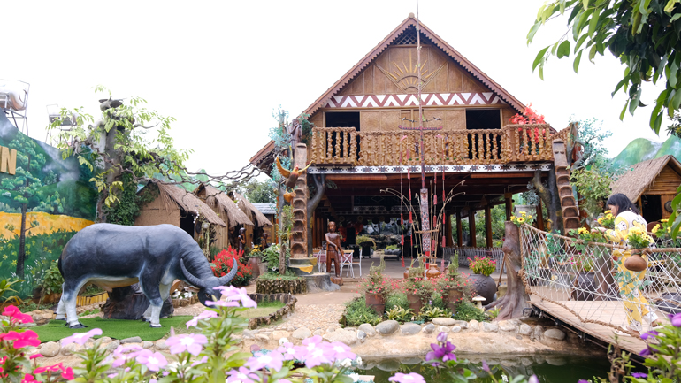 Giữ gìn không gian văn hóa truyền thống ở Tà Nung