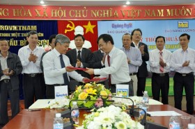 Báo Quảng Ngãi và Báo Năng lượng Mới: Ký hợp tác tuyên truyền xăng E5