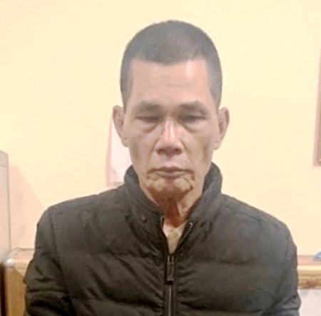 44 banh heroin giau trong oto