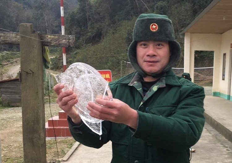 Nhiều tỉnh miền núi xuất hiện băng giá nhieu tinh mien nui xuat hien bang gia