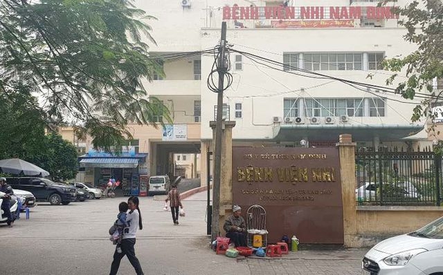 truong phong dieu duong giu vai tro chinh trong viec bot xen thuoc ban ra ngoai