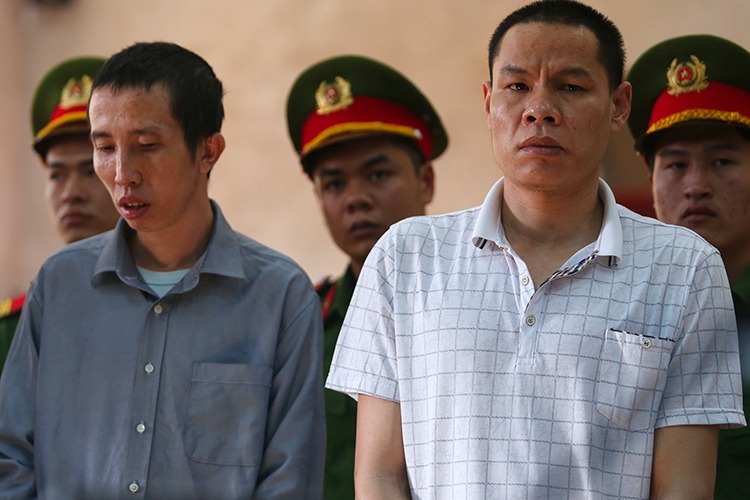 dung san van dong mo phien xet xu nhom sat hai thieu nu giao ga