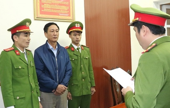 Cán bộ địa chính “phù phép” chiếm đoạt hơn 300 triệu đồng