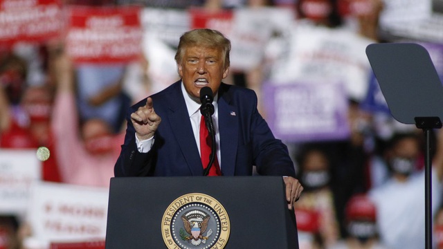 Ông Trump lập kỷ lục quyên tiền cho nỗ lực đảo ngược kết quả bầu cử - 1