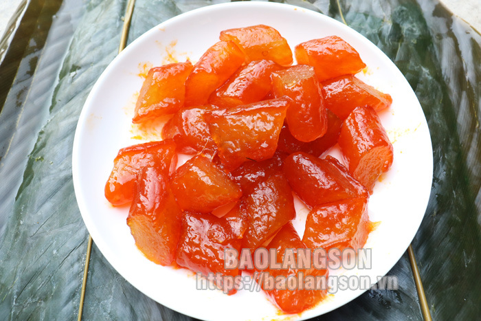 Về Yên Thịnh thưởng thức món bánh gio đỏ