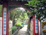 55 nam nho ve ngoi chua nghe si