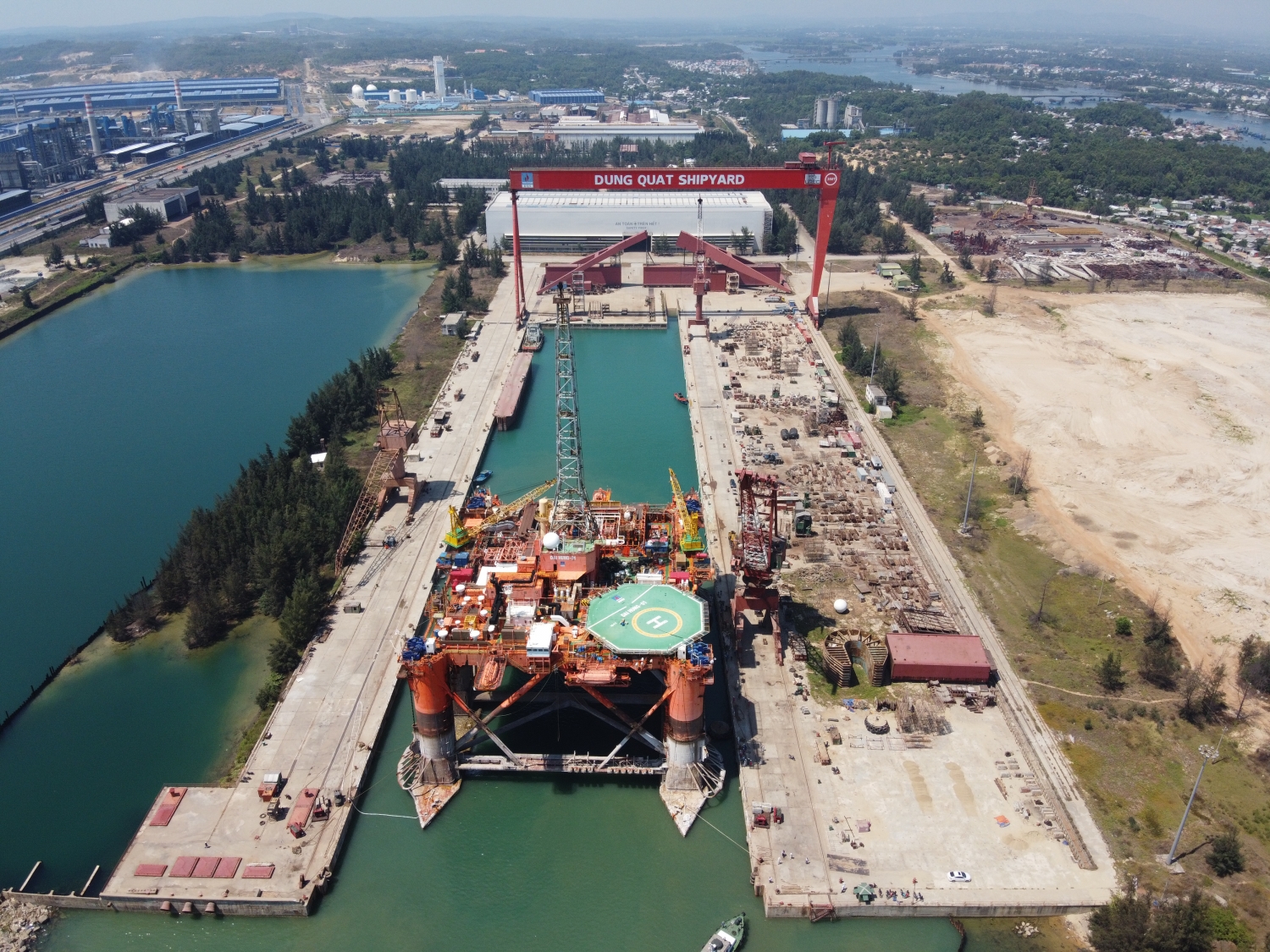 Petrovietnam vượt thách thức, tăng trưởng ngoạn mục