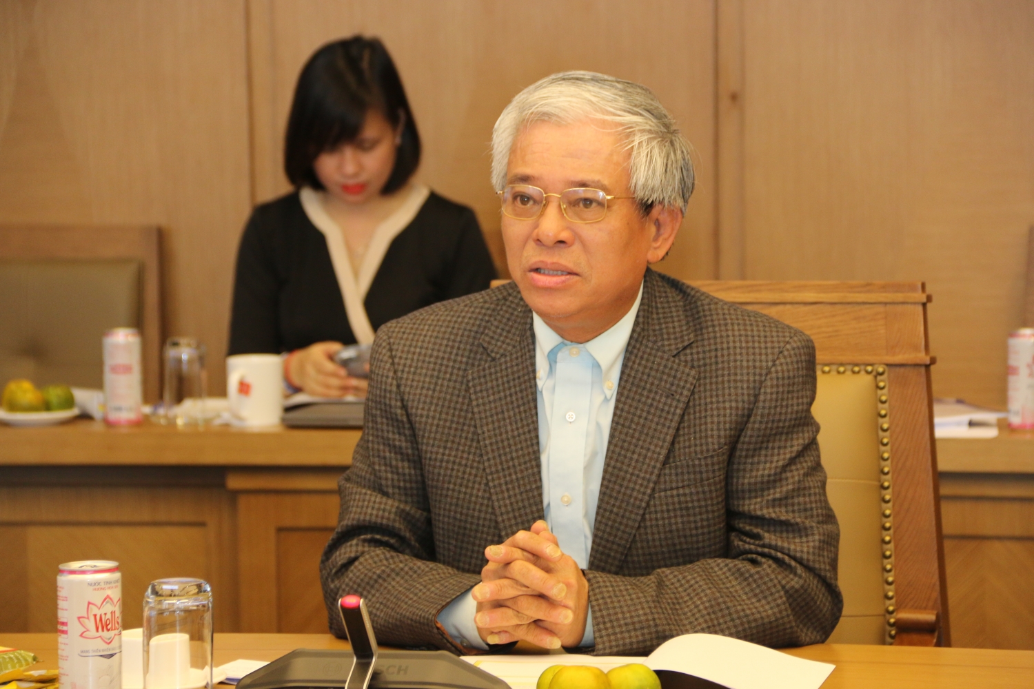 Tọa đàm 