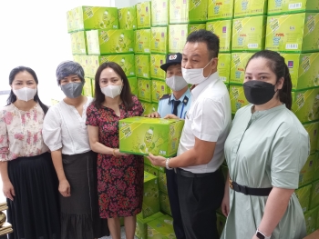 Nhiều hoạt động hỗ trợ, chăm lo thiết thực cho người lao động trong dịch Covid-19