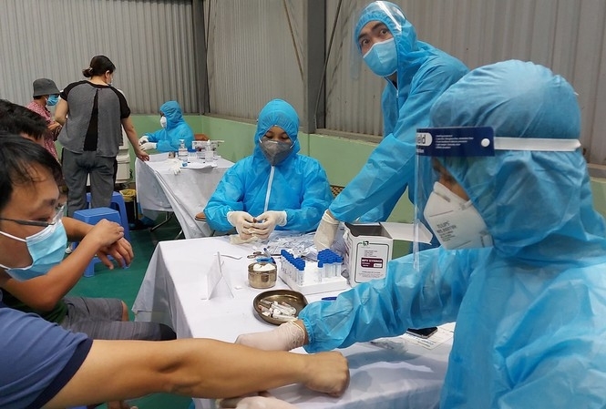 Lấy mẫu xét nghiệm