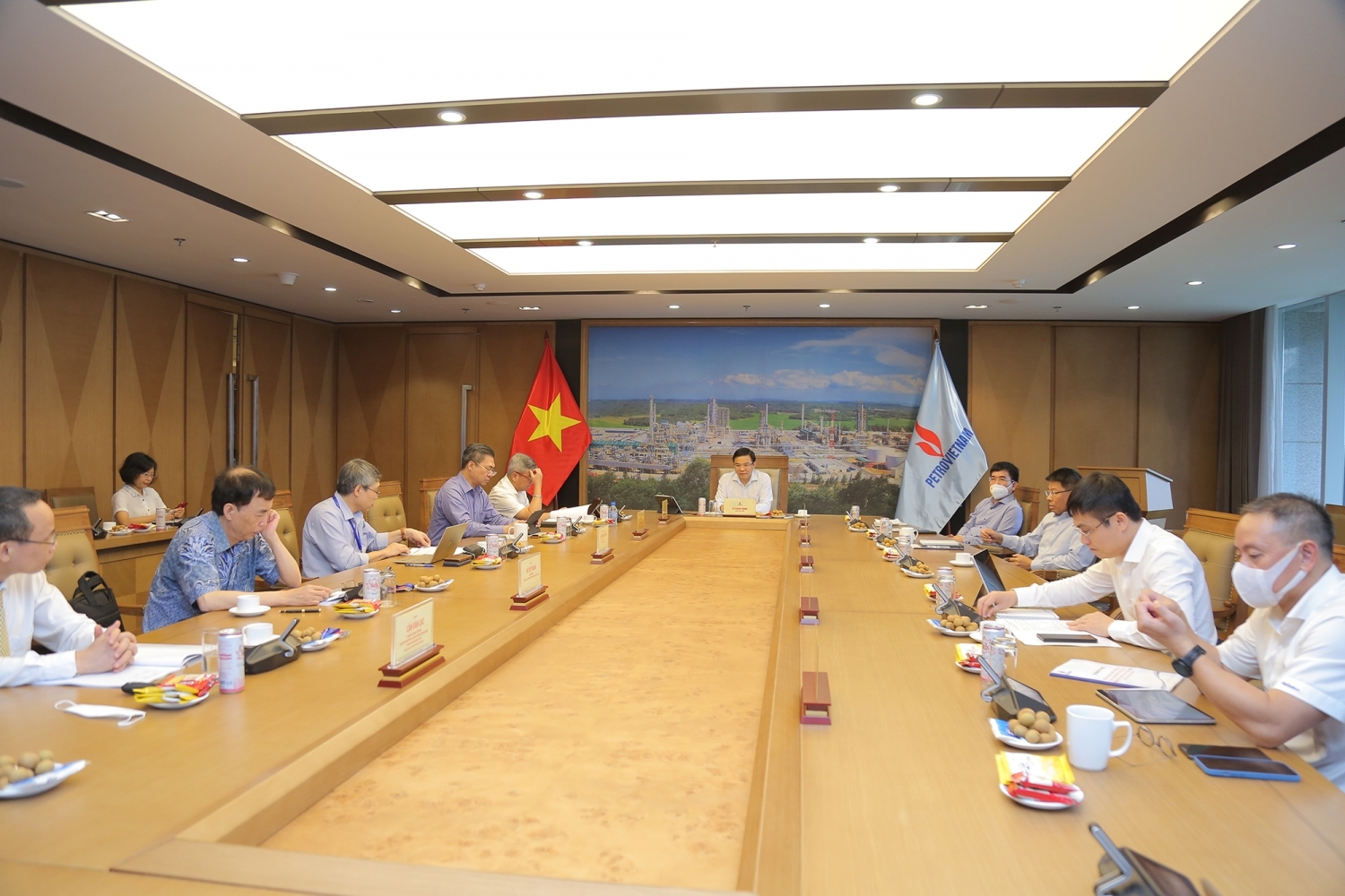 Petrovietnam bám sát diễn biến thị trường, tăng cường an ninh, an toàn trong những tháng cuối năm 2022