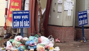 Đề xuất phạt nguội hành vi tiểu tiện, đổ rác bừa bãi