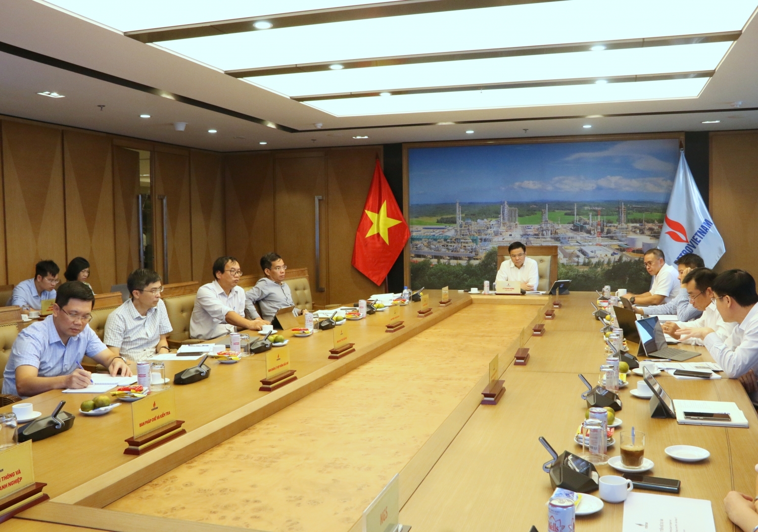 Chuyển đổi số là nhu cầu tự thân mang tính chiến lược của Petrovietnam