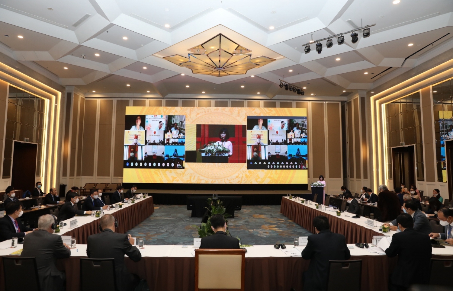 Chiến lược tài chính và các giải pháp phục hồi, phát triển kinh tế Việt Nam giai đoạn 2021-2030