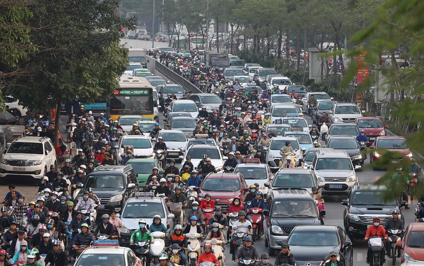 Hà Nội dành gần 1.900 tỷ đồng quyết tâm đẩy lùi ùn tắc giao thông