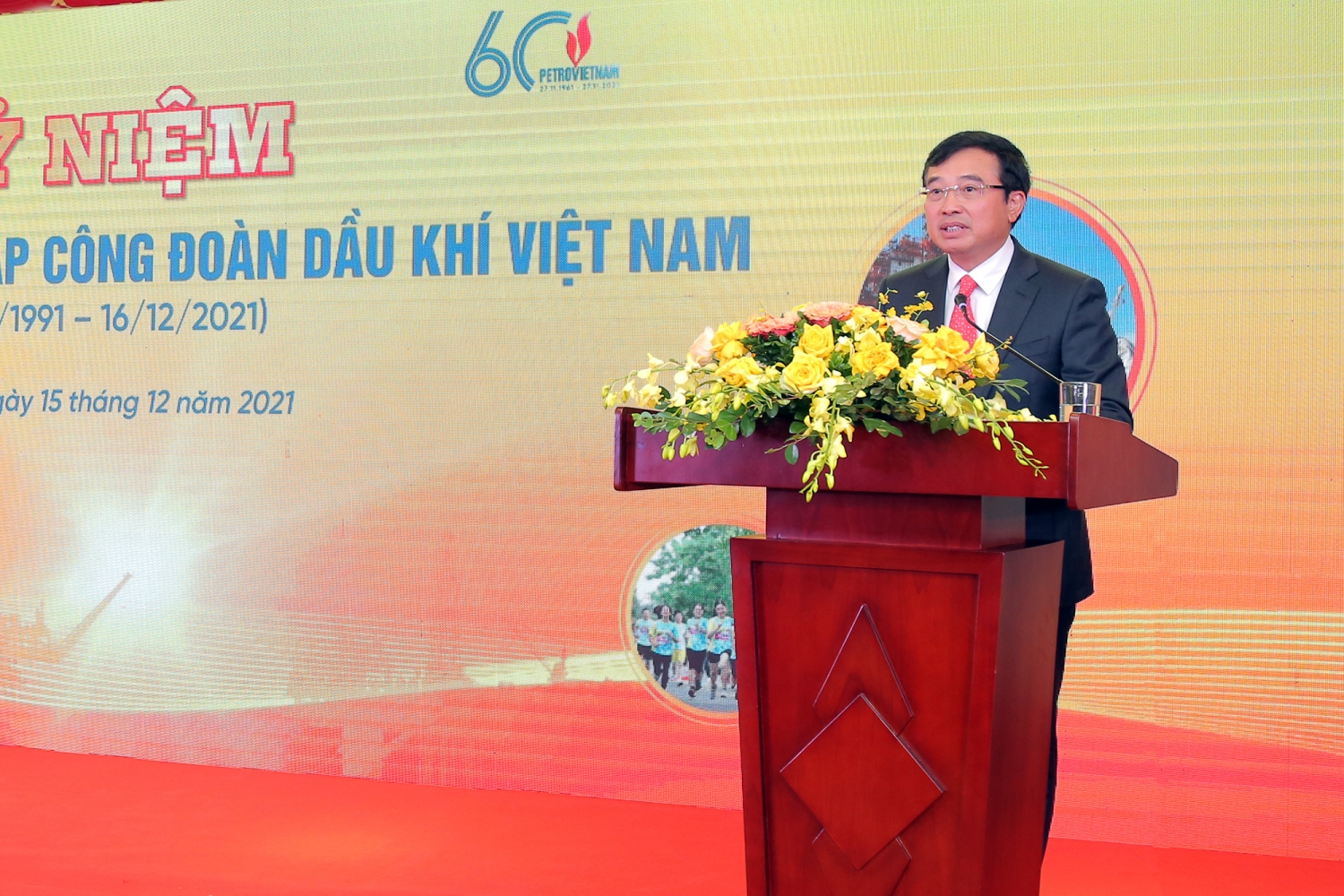 CĐ DKVN xứng đáng là lá cờ đầu trong phong trào công nhân lao động cả nước