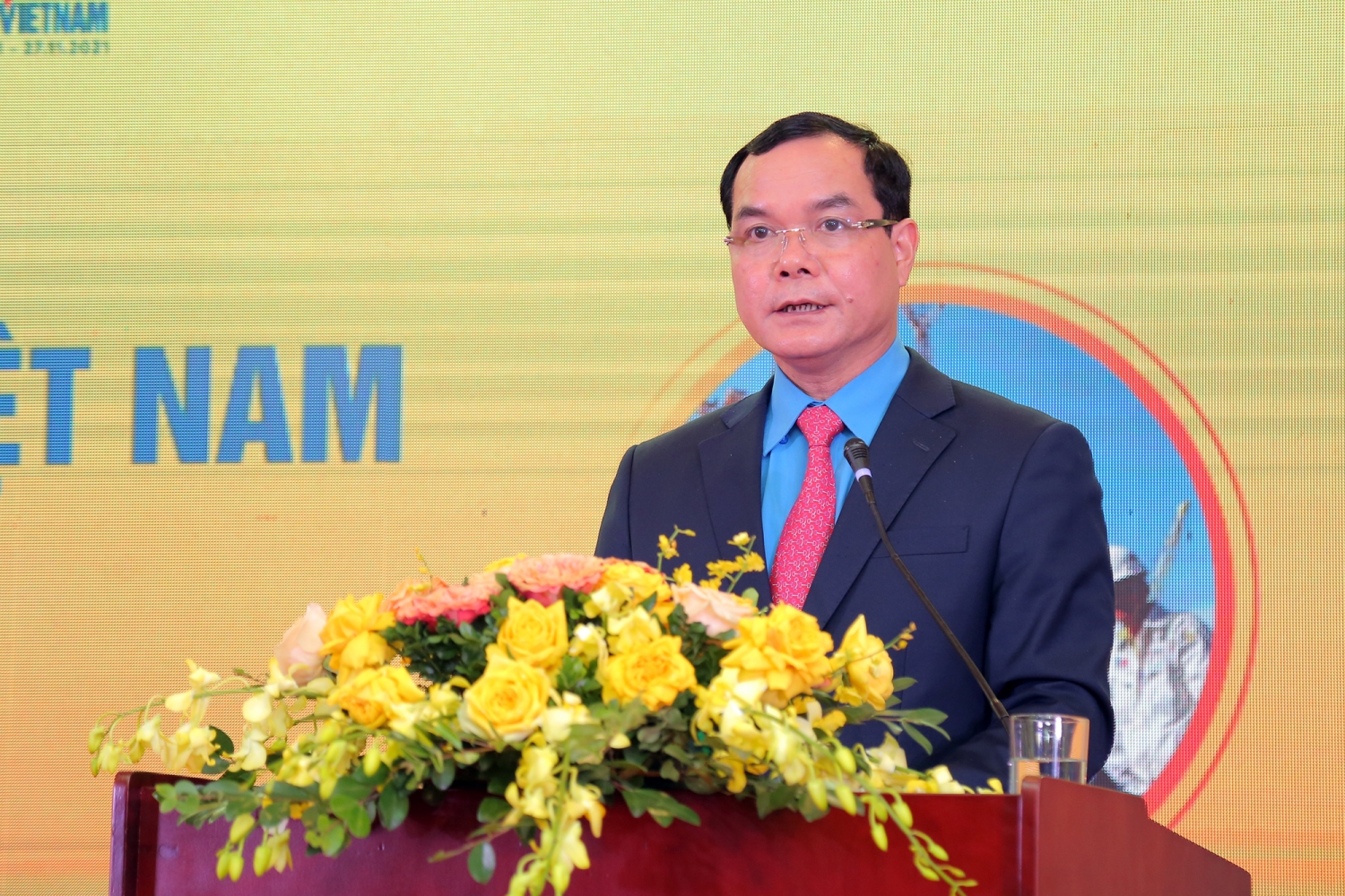 CĐ DKVN xứng đáng là lá cờ đầu trong phong trào công nhân lao động cả nước