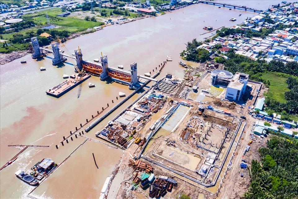 Tin bất động sản ngày 9/1/2022: Dự án ngăn triều gần 10 nghìn tỉ đồng ở TP Hồ Chí Minh vẫn ì ạch