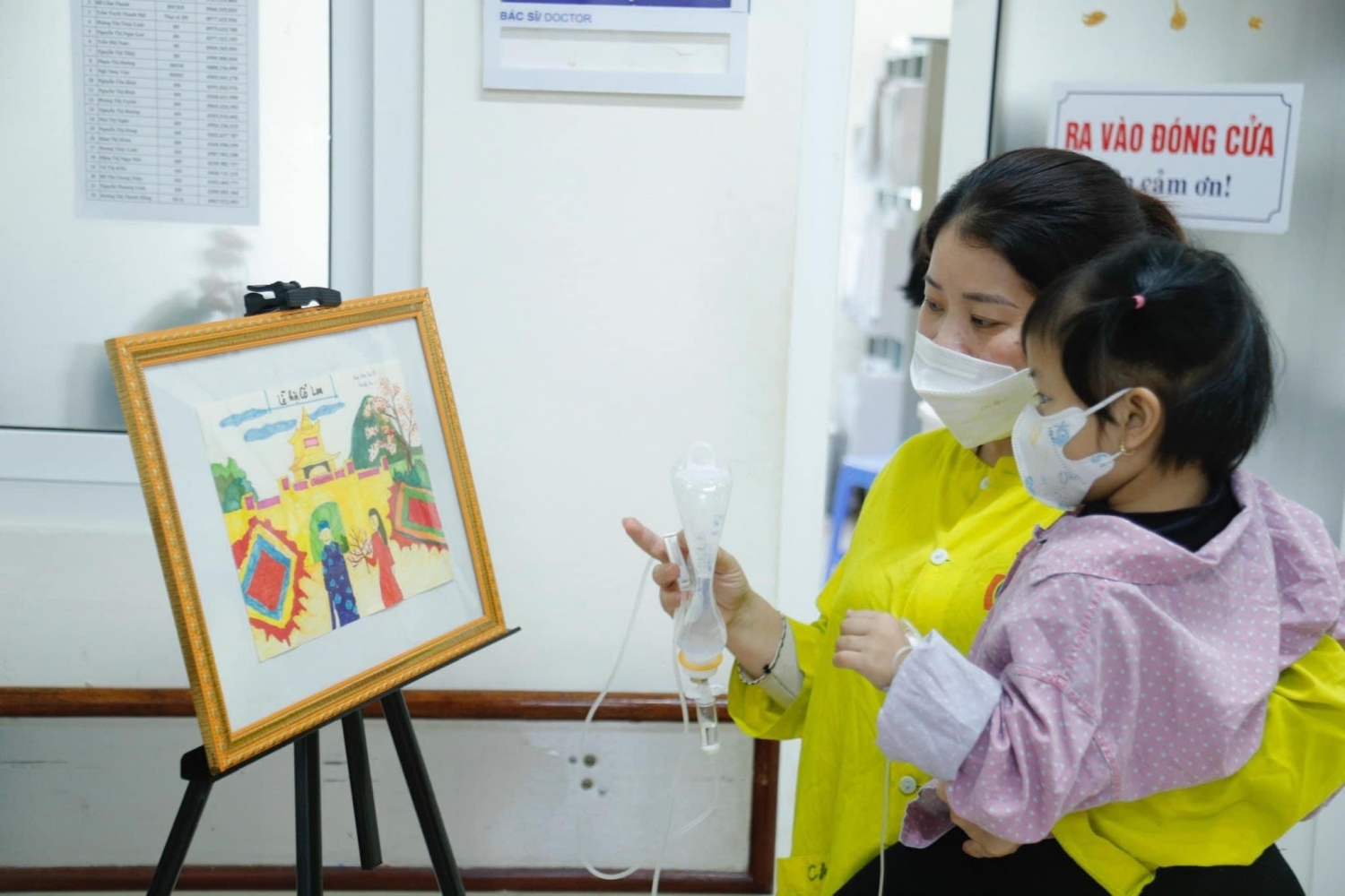 Ấm lòng những ngày giáp Tết tại khoa Nội Nhi, Bệnh viện K