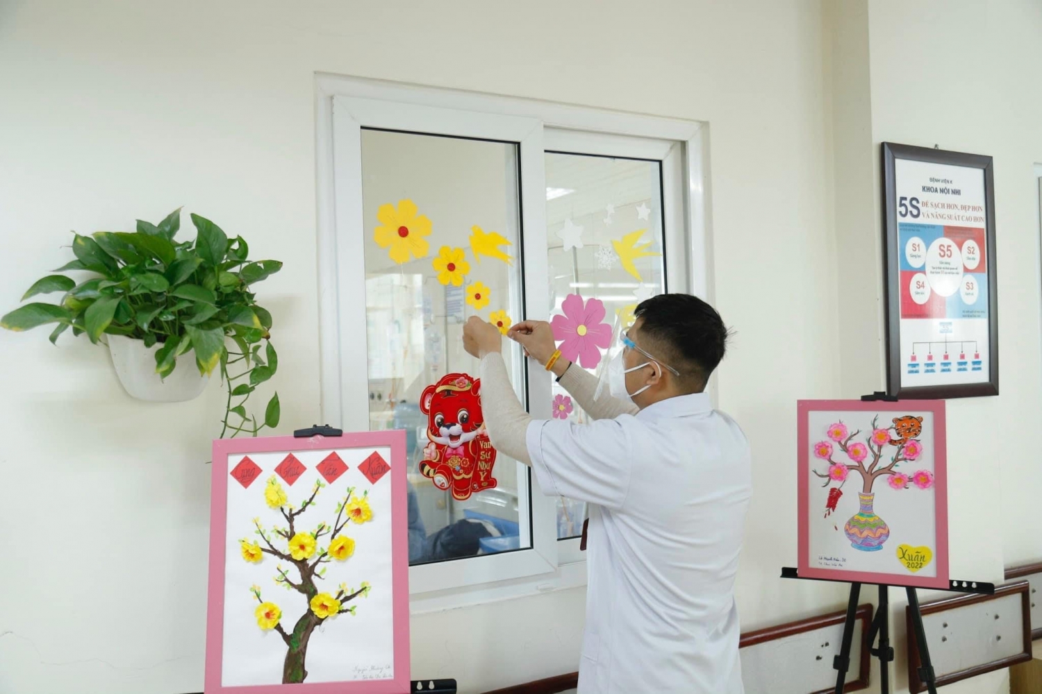 Ấm lòng những ngày giáp Tết tại khoa Nội Nhi, Bệnh viện K