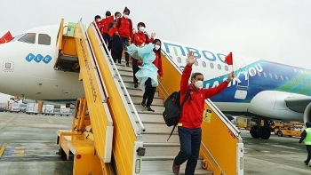 Chuyên cơ đặc biệt của Bamboo Airways đón những “cô gái vàng” của Đội tuyển bóng đá nữ Việt Nam về nước