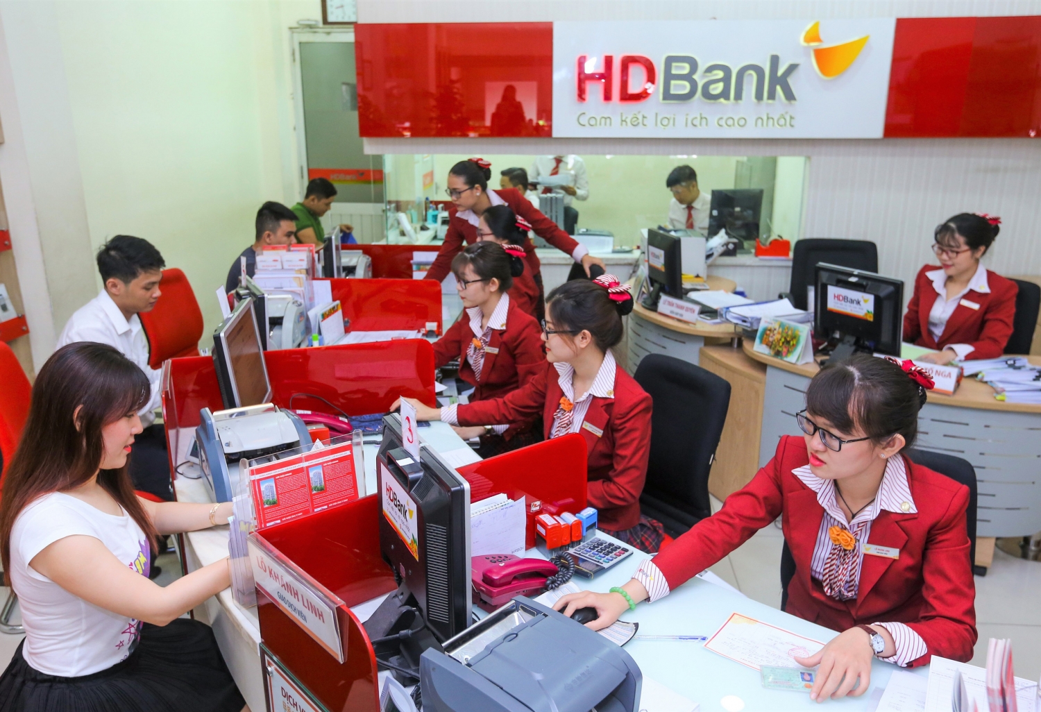 Tin ngân hàng nổi bật trong tuần qua: Từ tháng 4, nhiều ngân hàng tăng lãi suất tiền gửi