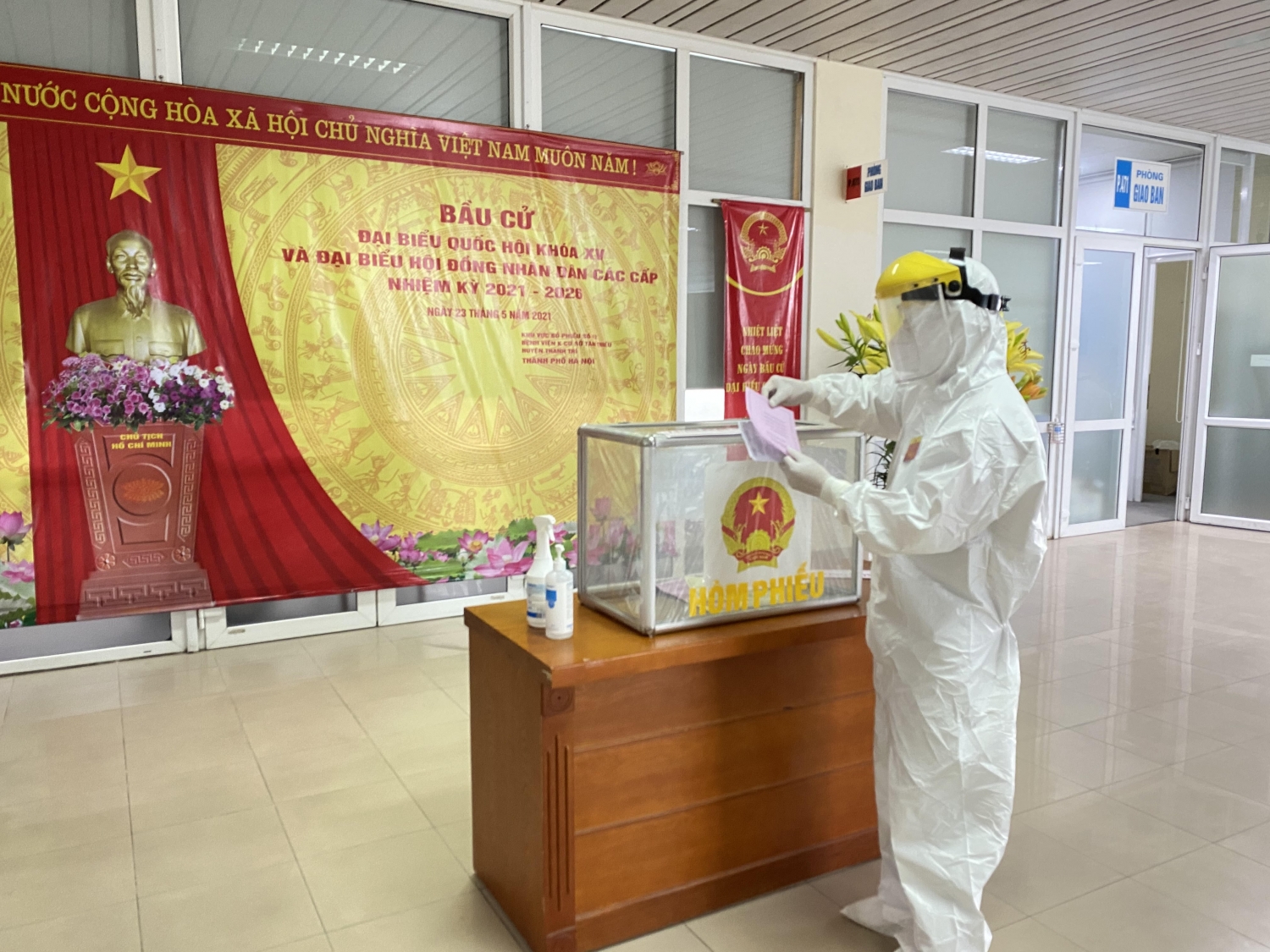 Bệnh viện K tổ chức bầu cử đảm bảo an toàn phòng chống dịch Covid-19