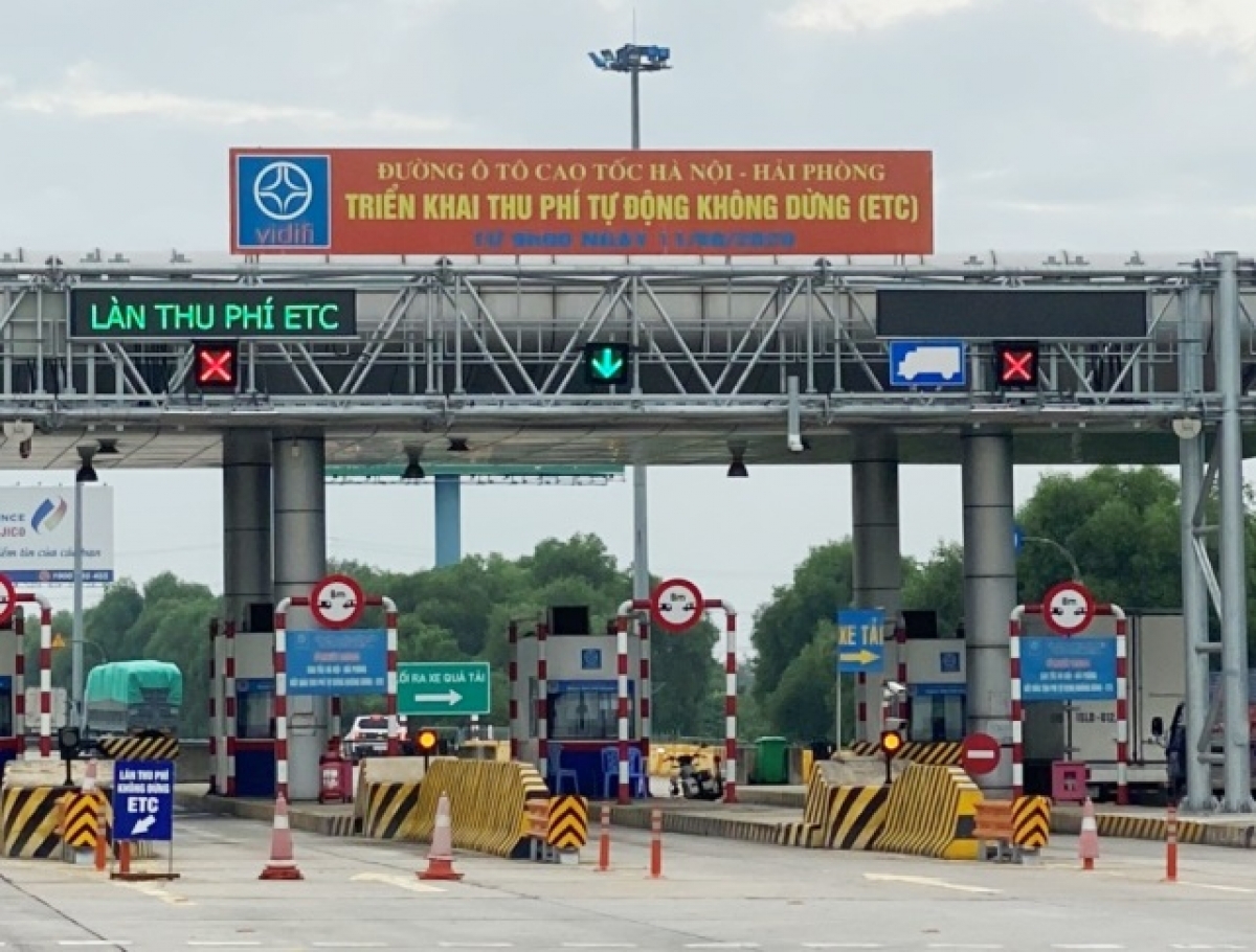Từ 1/6, xe chưa dán thẻ thu phí không dừng vào cao tốc Hà Nội - Hải Phòng bị phạt bao nhiêu?