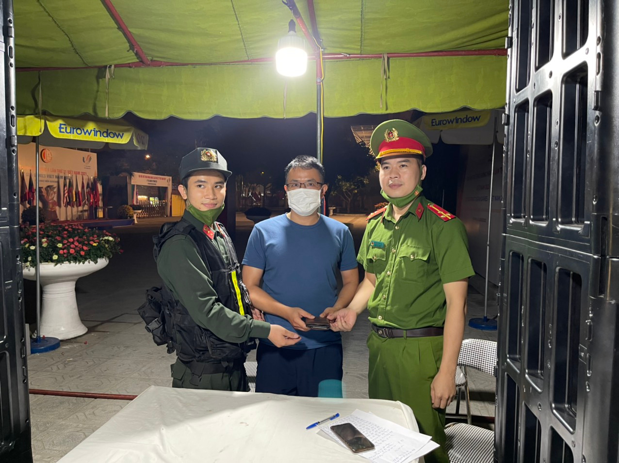 Hà Nội: Hình ảnh đẹp về người chiến sỹ Công an nhân dân trong thời gian diễn ra SEA Games 31